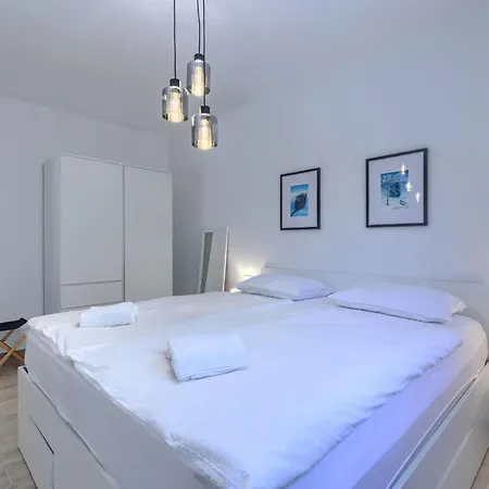 Alma By Interhome *
