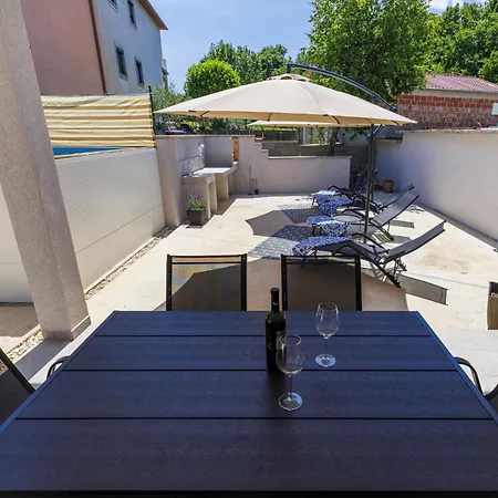 Alma By Interhome *